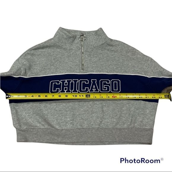 Divided H&M long sleeve sweatshirt size Medium - Picture 3 of 6